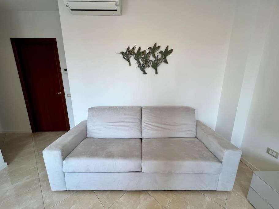 Beija Flor-Trilocale Piazza Garibaldi N18 Apartment Desenzano del Garda Exterior foto